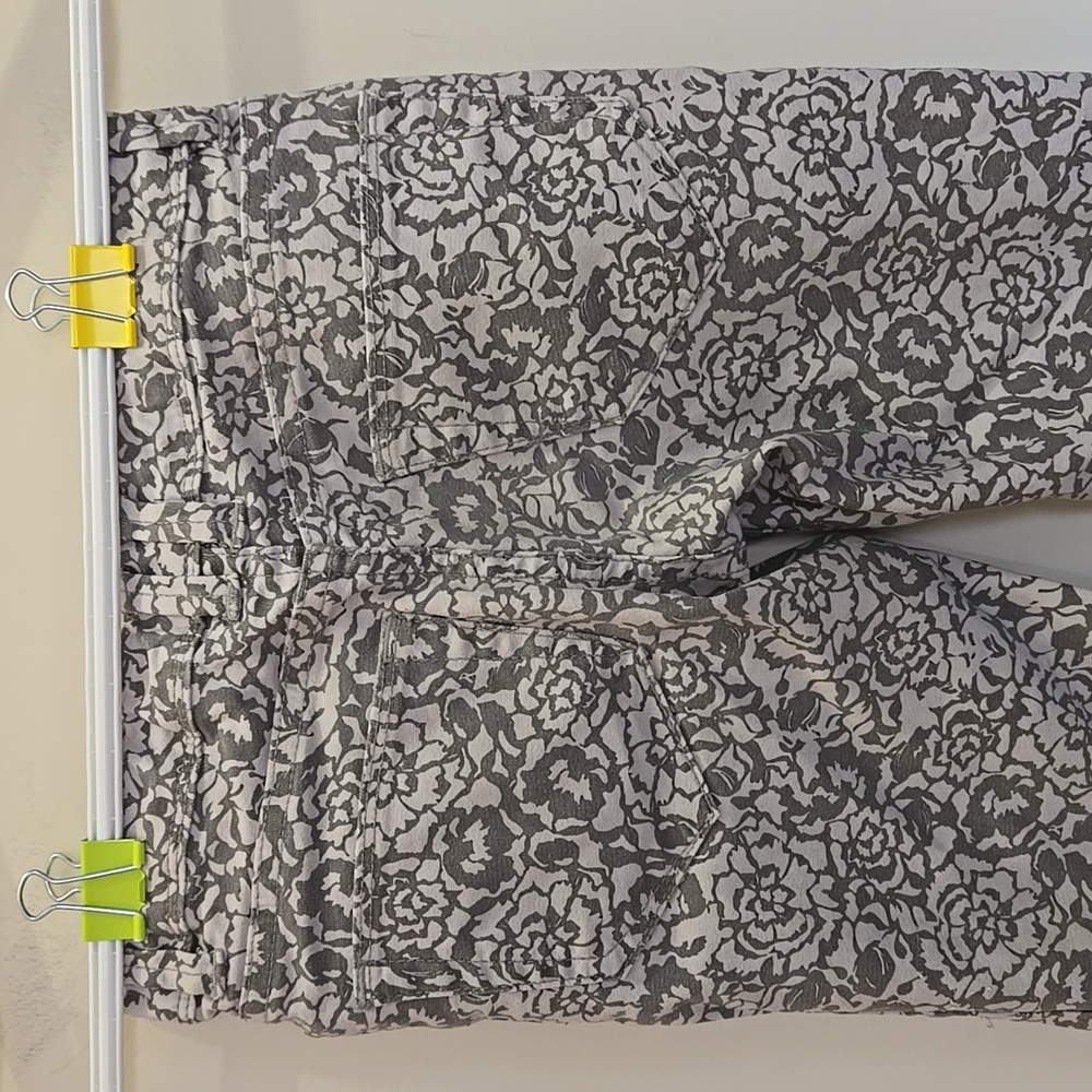 Floral Pattern Jeans - Picture 4 of 7